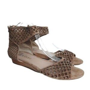 SUPERTRASH Sandals Flats Tan Suede Perforated Sz US 9 - 9.5 / Eur 41
